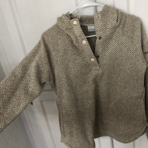 New Columbia jacket - Picture 2 of 3